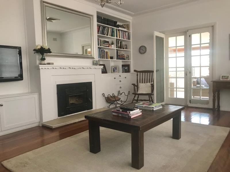 72 Raglan Street TAMWORTH 7