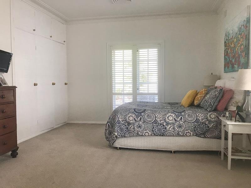 72 Raglan Street TAMWORTH 8