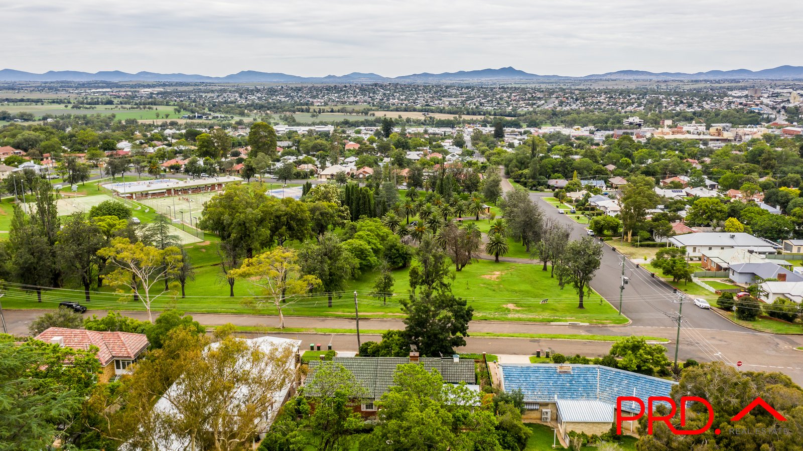 72 Raglan Street TAMWORTH 2