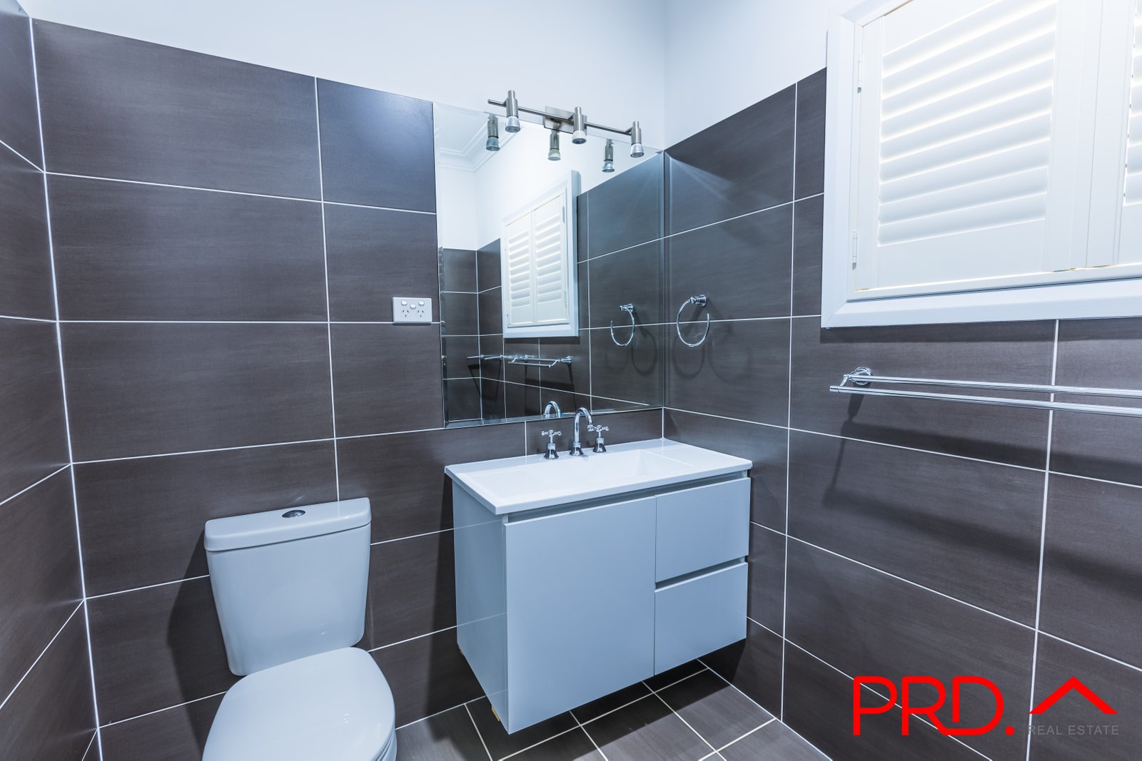 72 Raglan Street TAMWORTH 18