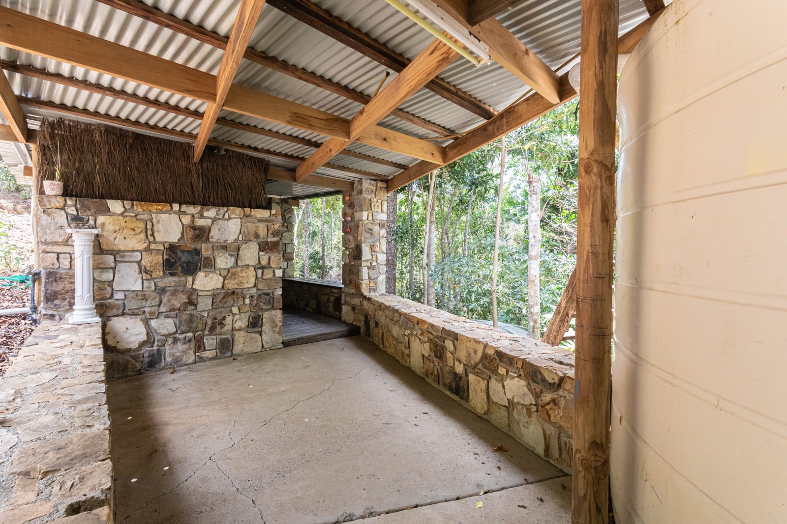 72 Rainforest Close SUGARLOAF 17