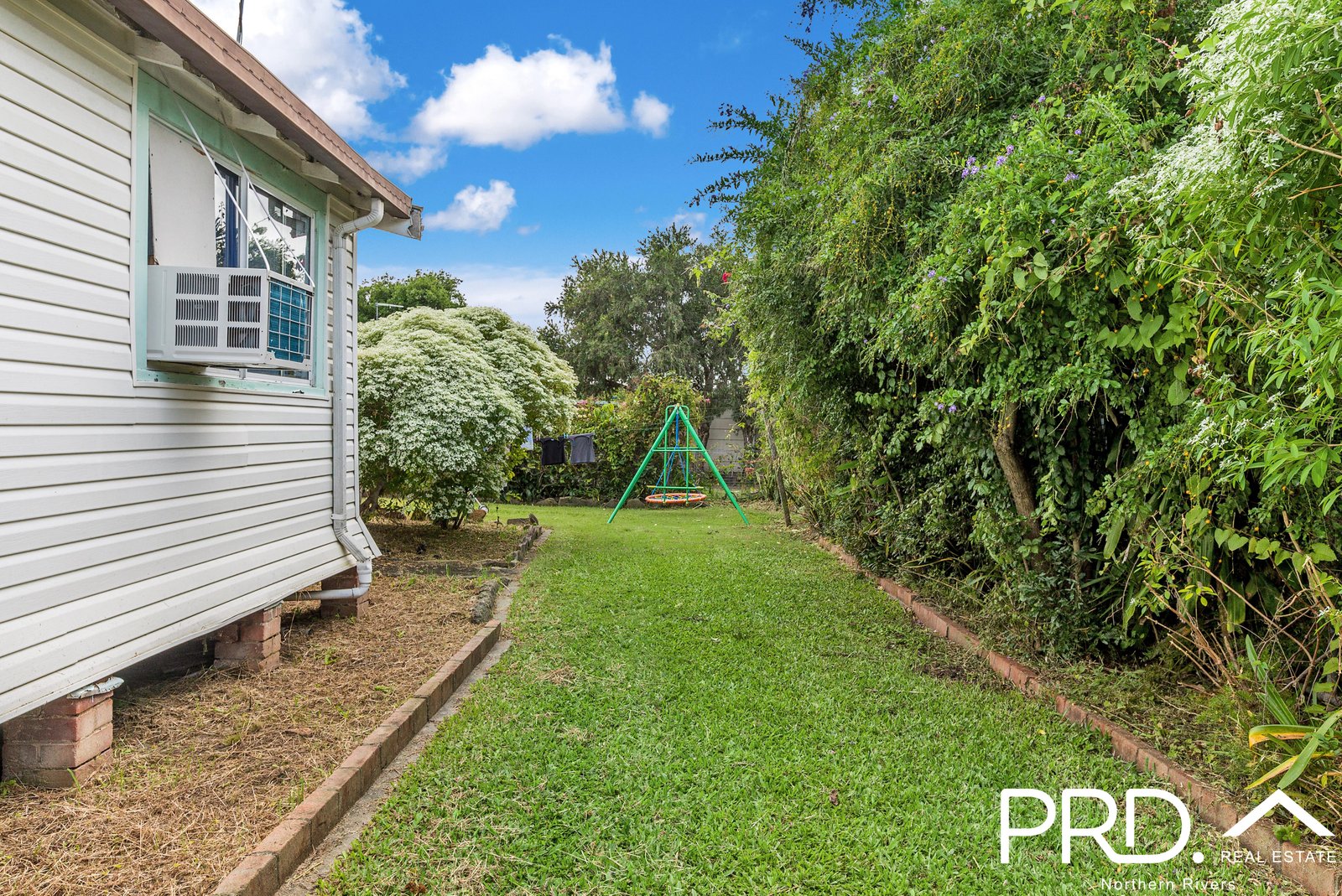 72 Richmond Street CASINO 5