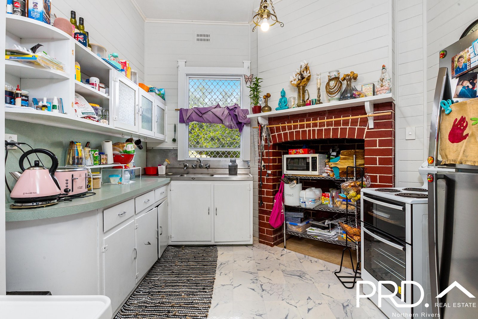 72 Richmond Street CASINO 6