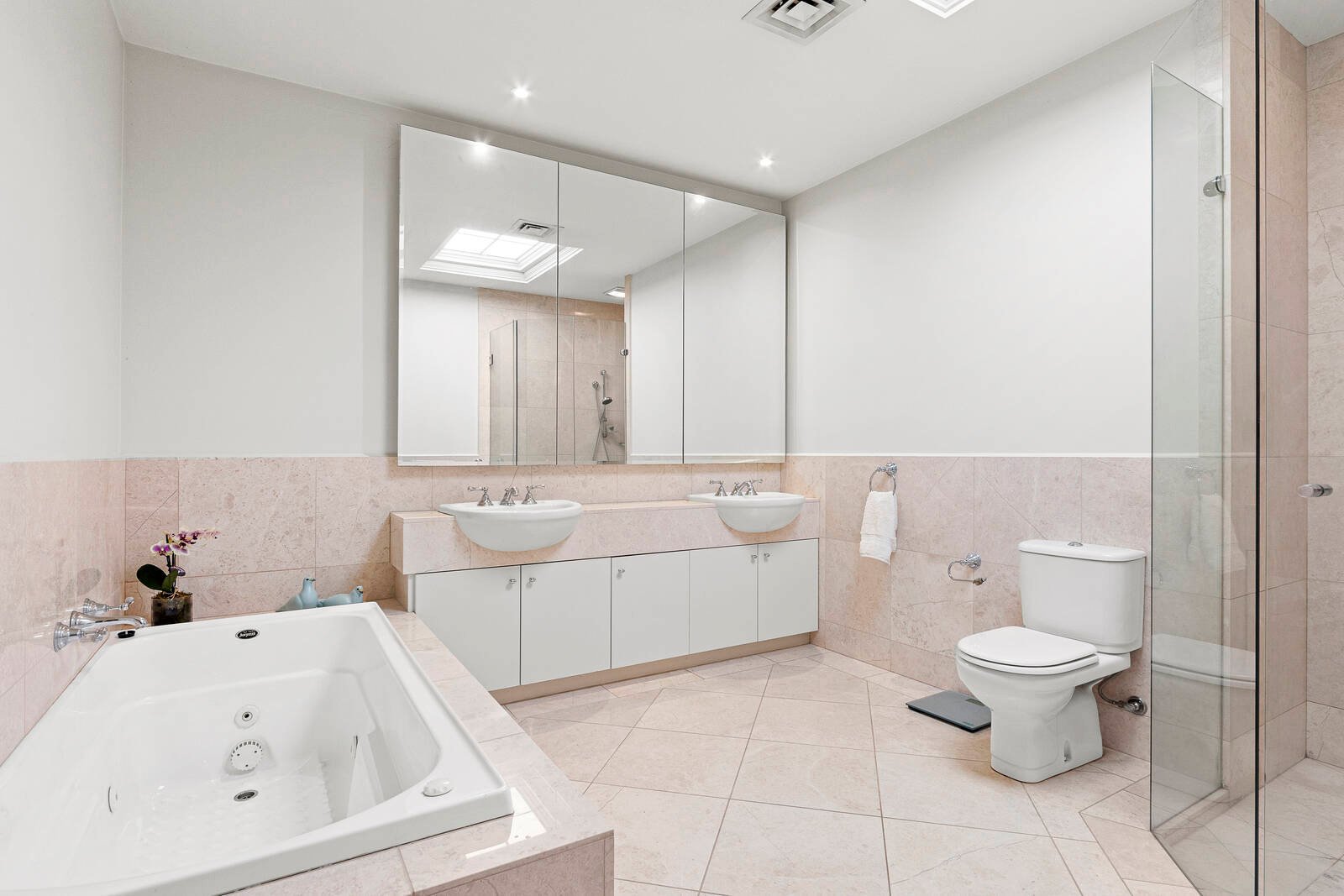 Real Estate and Property in 72 Rose Street, Armadale, VIC