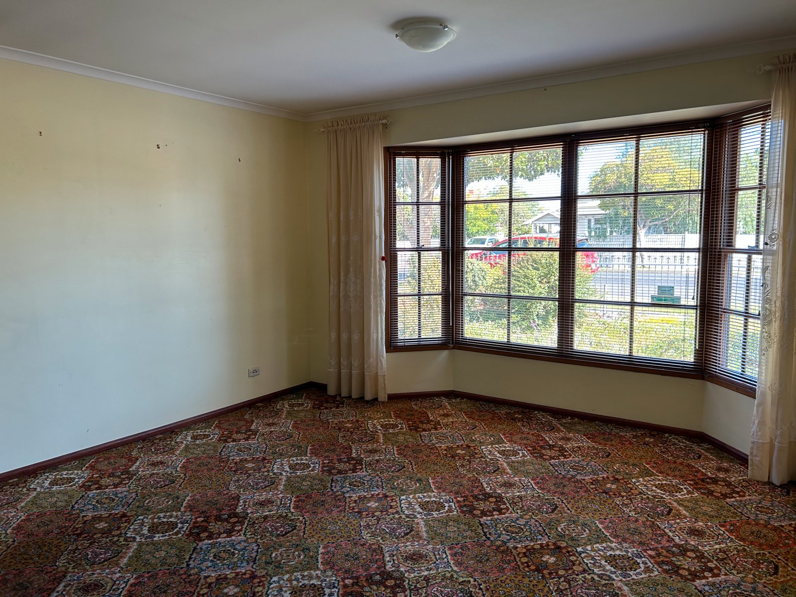 Gallery: 72 Roslyn Road