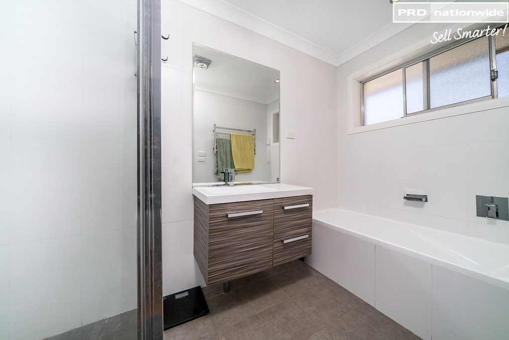 72 Stanley Street KOORINGAL 10