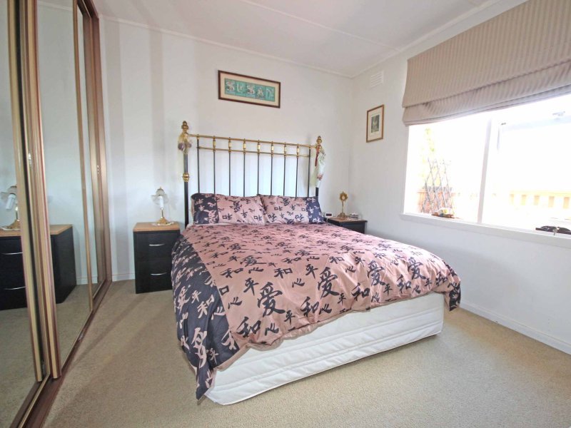 72 Stansbury Street GLENORCHY 4