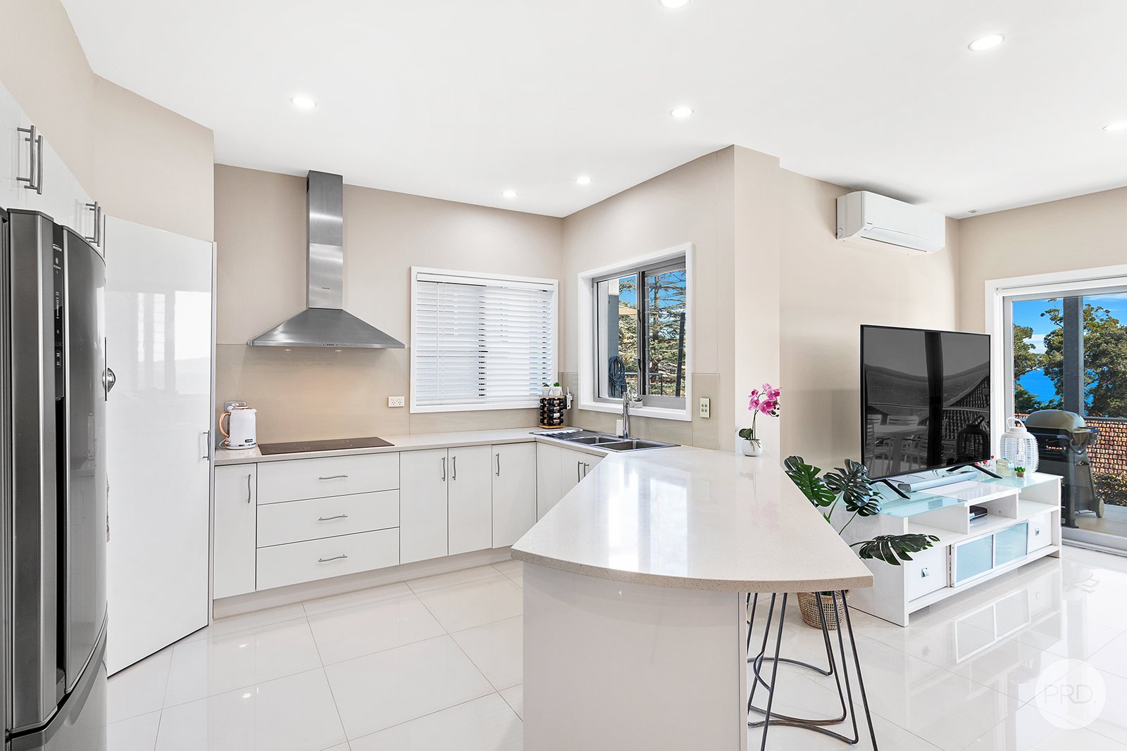 72 Thurlow Avenue NELSON BAY 9