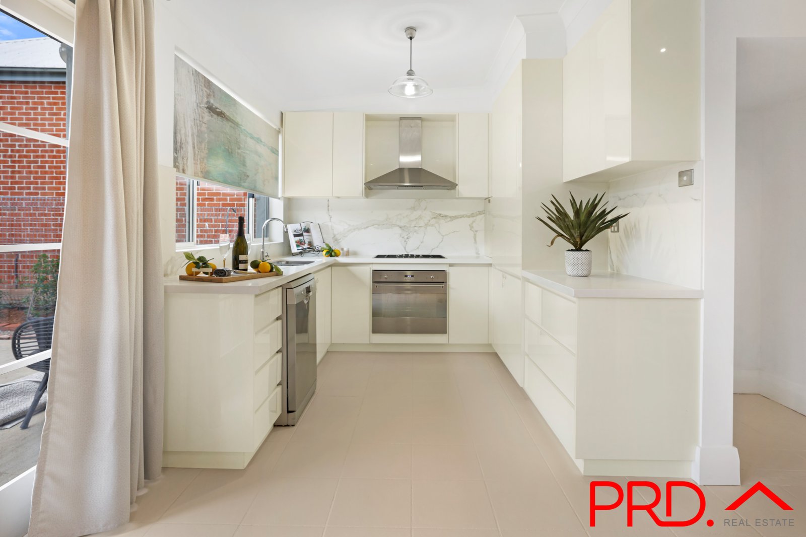 72 Upper Street TAMWORTH 14