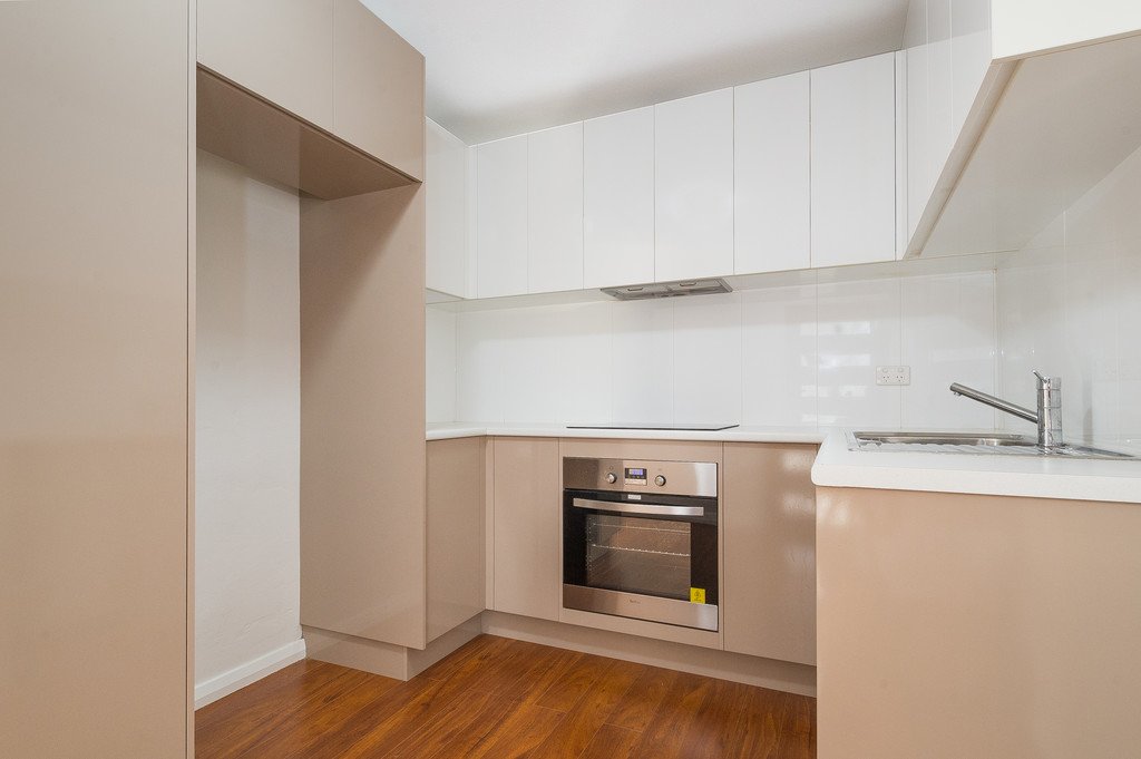 72 Weringa Avenue LAKE HEIGHTS 11