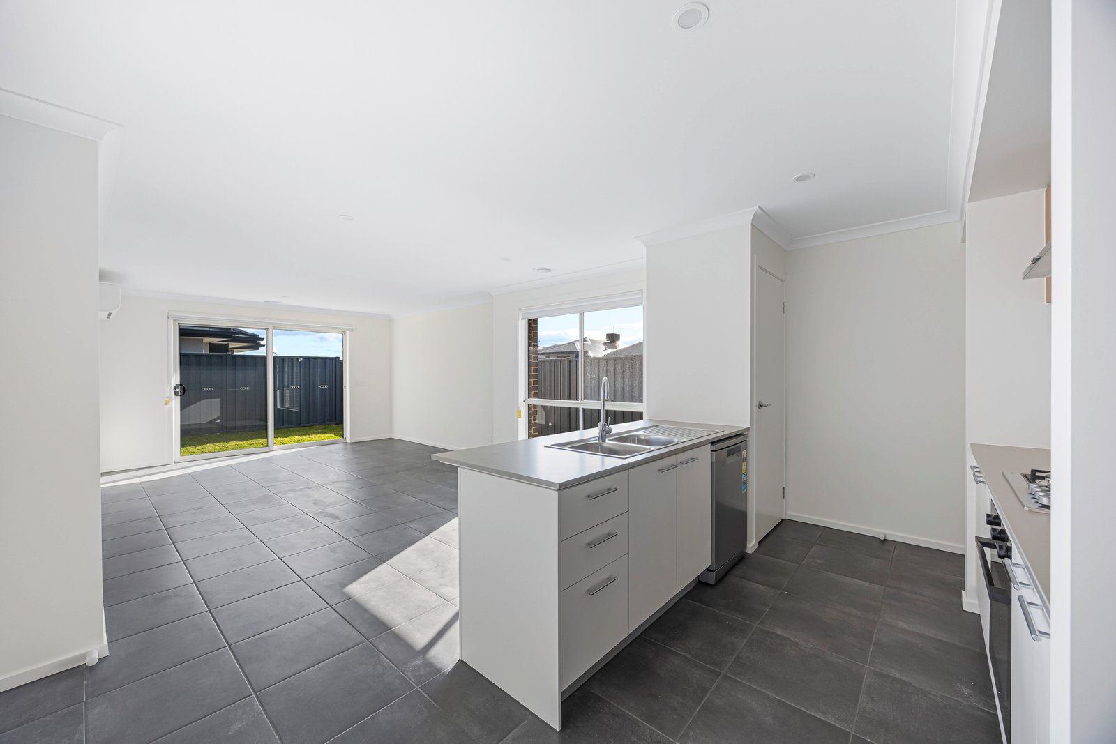 Gallery: 72 Willoby Drive