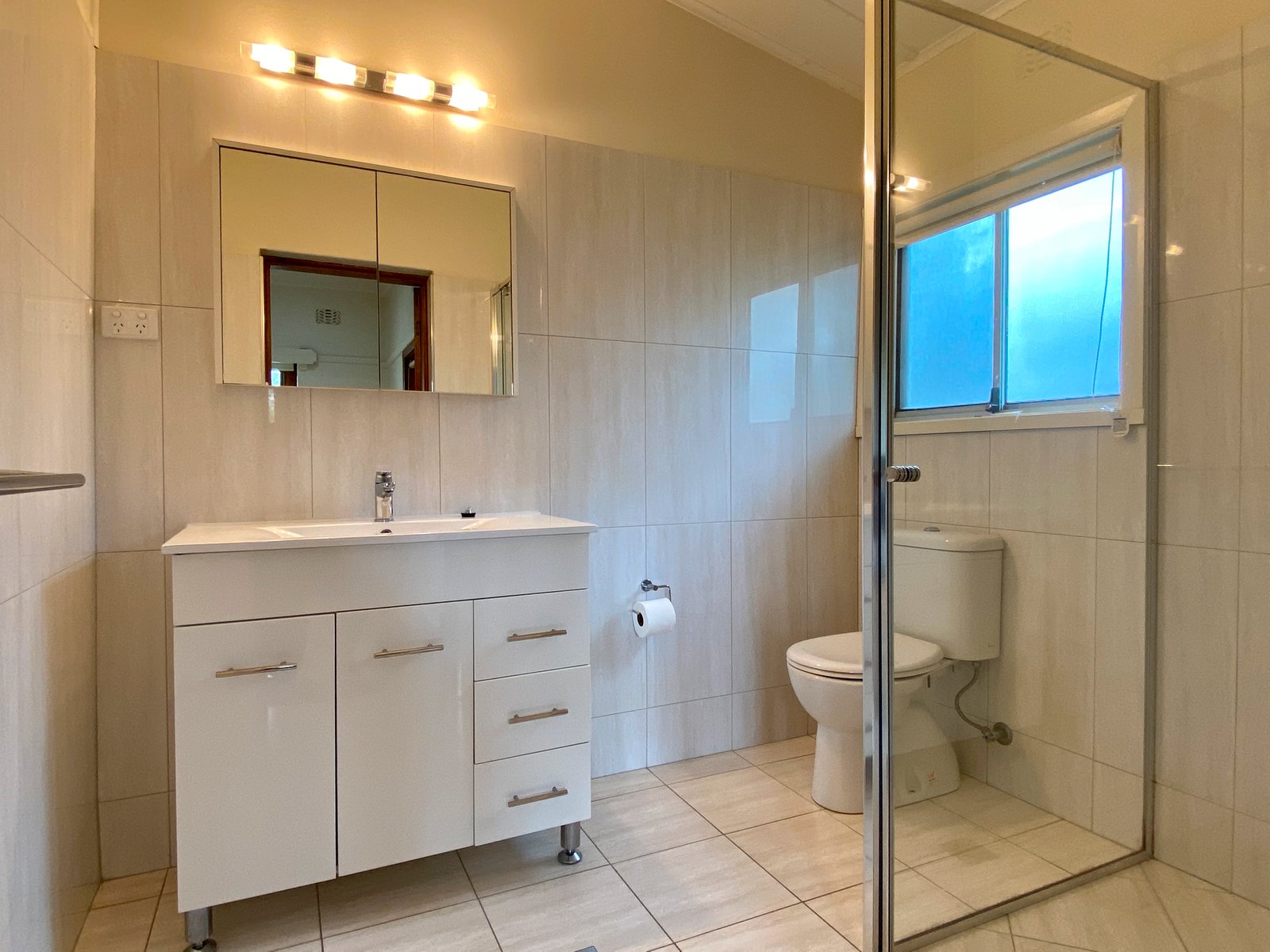 720 Pemberton Street ALBURY 10