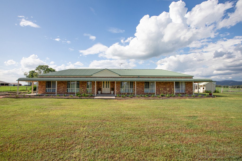 720 Standen Drive LOWER BELFORD 1