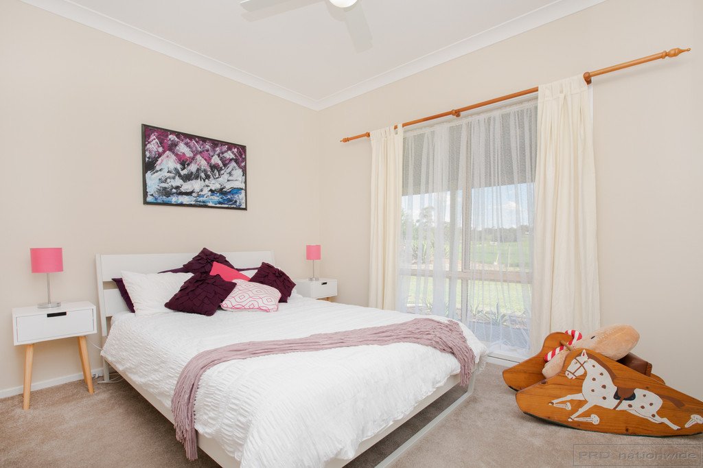 720 Standen Drive LOWER BELFORD 3