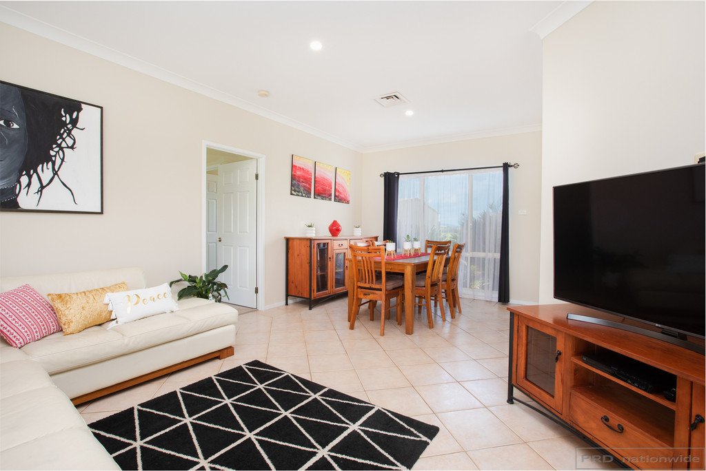 720 Standen Drive LOWER BELFORD 14