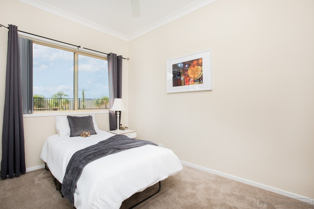 720 Standen Drive LOWER BELFORD 16