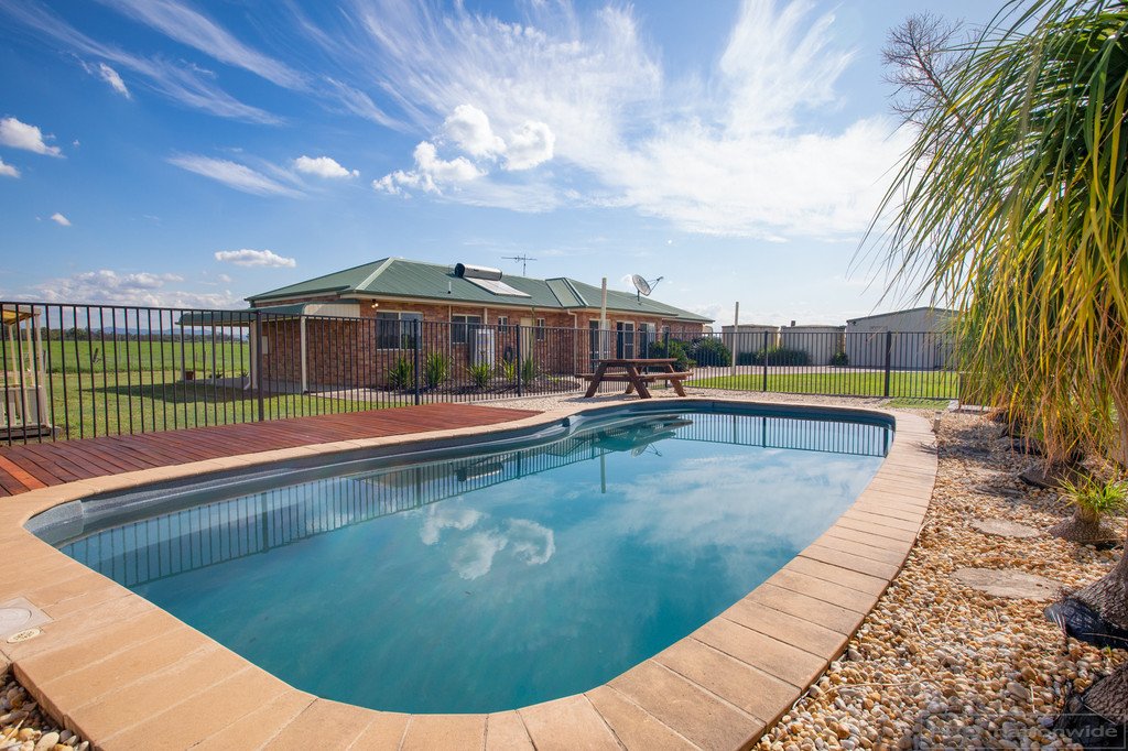 720 Standen Drive LOWER BELFORD 20
