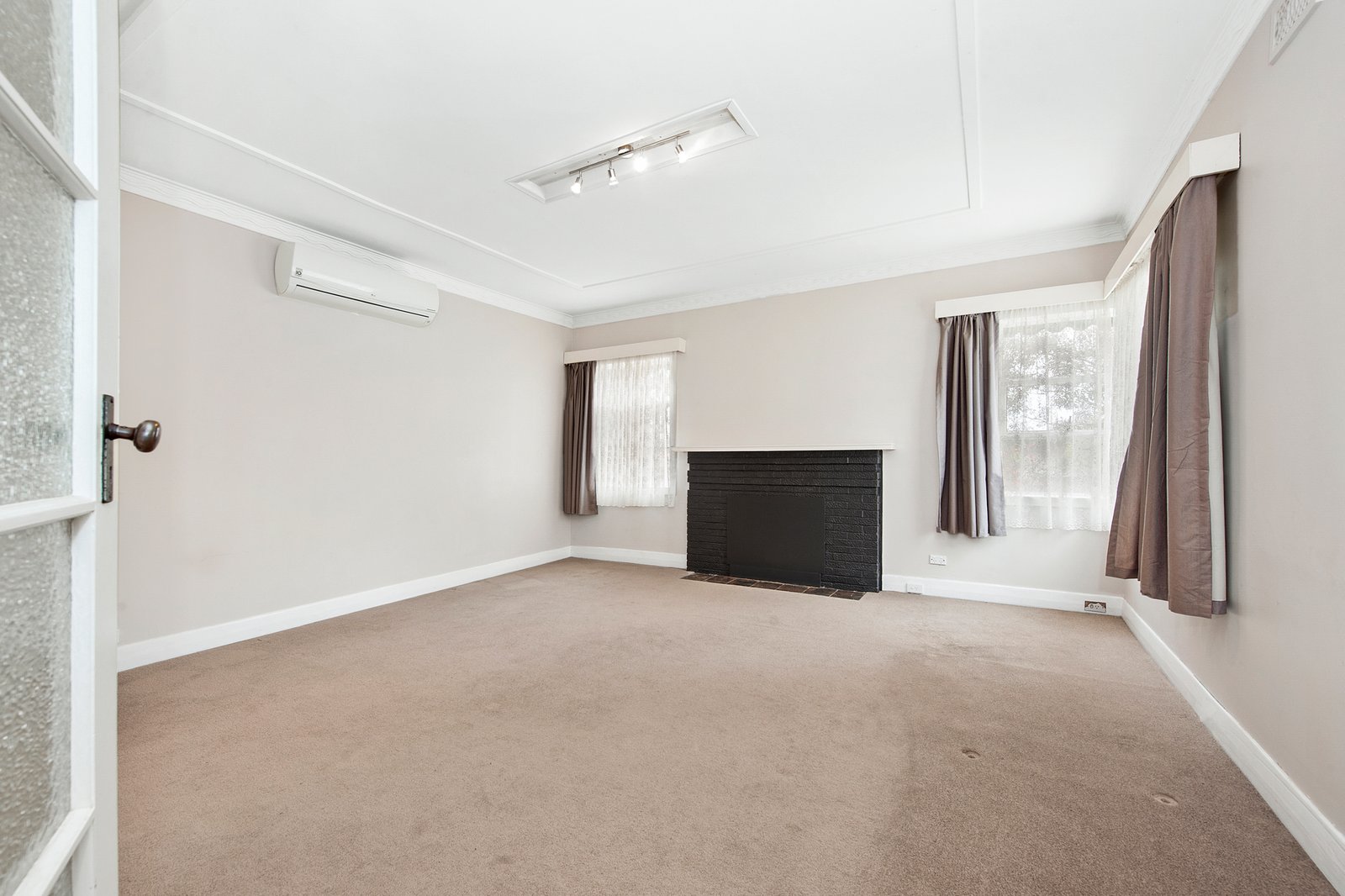Gallery: 720 York Street
