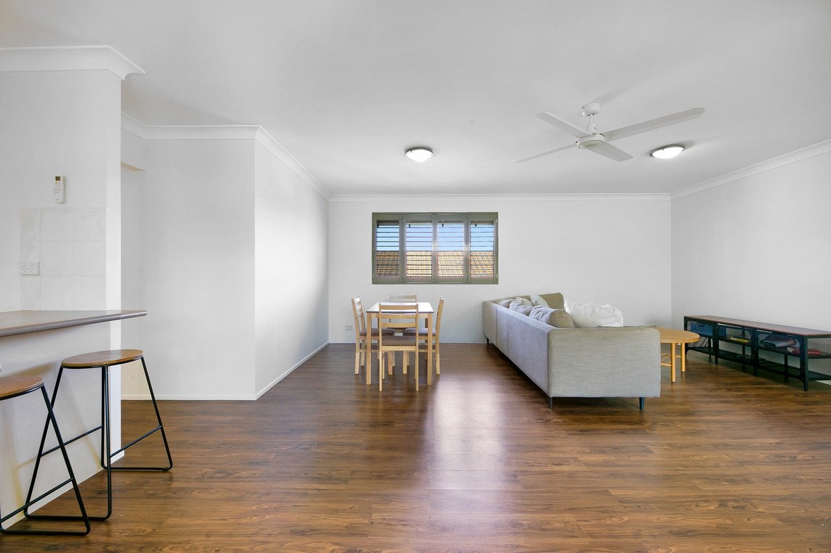 7/21 Burleigh Street BURLEIGH HEADS 11