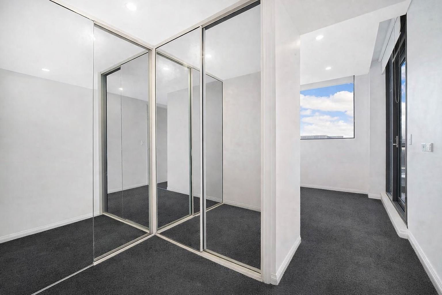721/8 Studio Drive EASTGARDENS 6