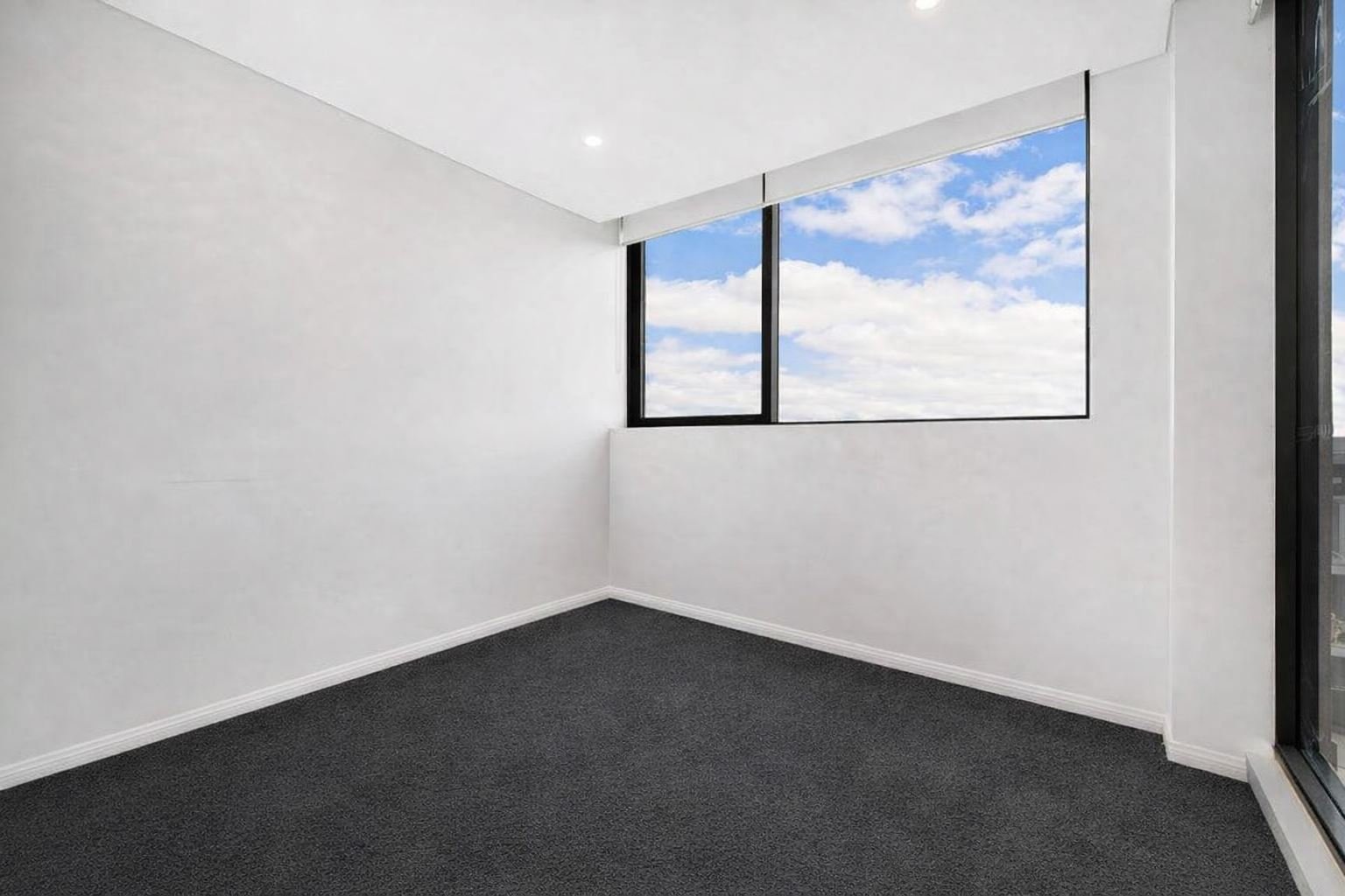 721/8 Studio Drive EASTGARDENS 7