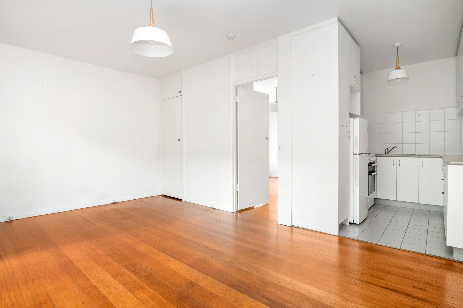 Real Estate and Property in 7/219 Williams Road, South Yarra, VIC