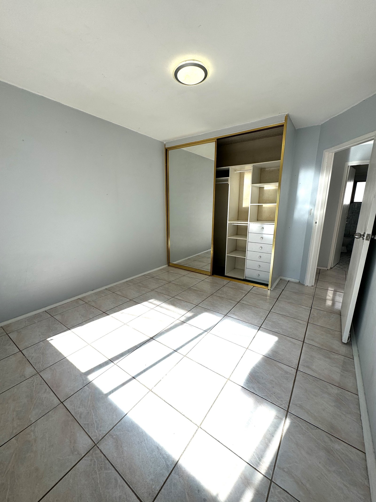 7/21A Bathurst Street LIVERPOOL 6