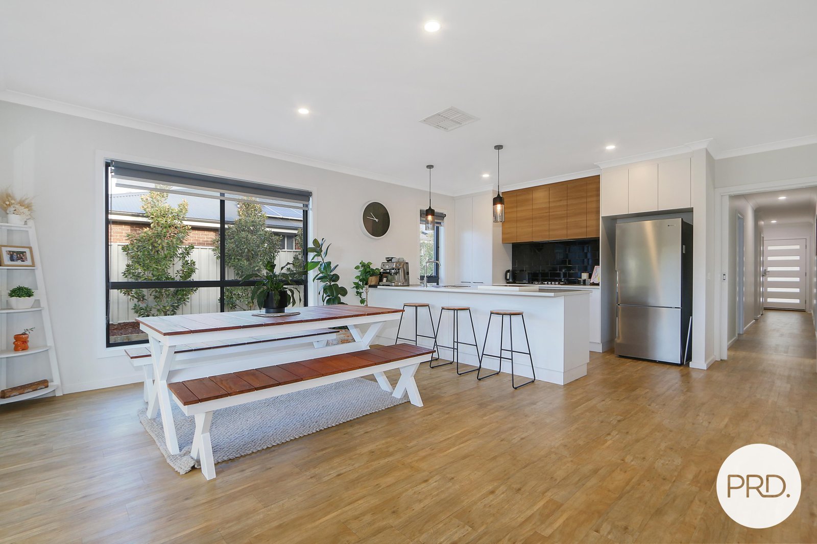 722 Centaur Road HAMILTON VALLEY 7