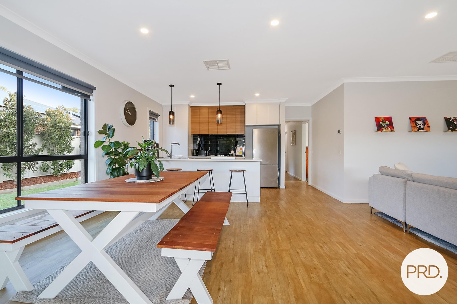 722 Centaur Road HAMILTON VALLEY 8