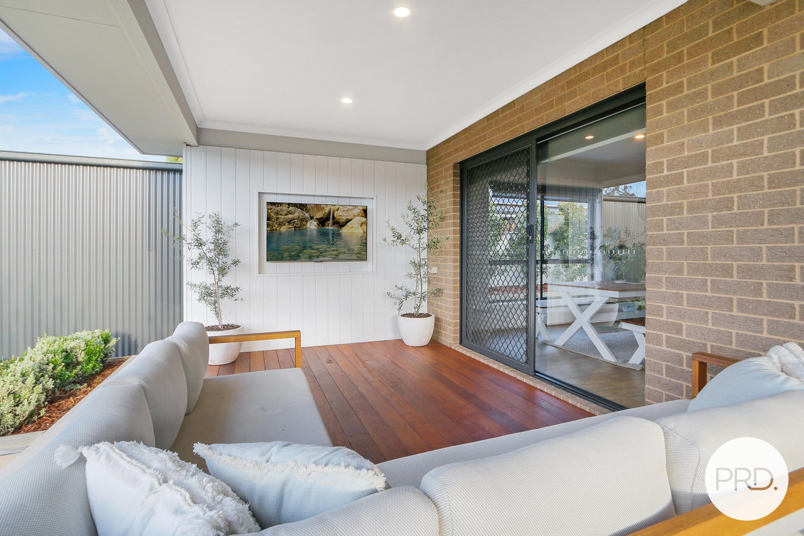 722 Centaur Road HAMILTON VALLEY 18