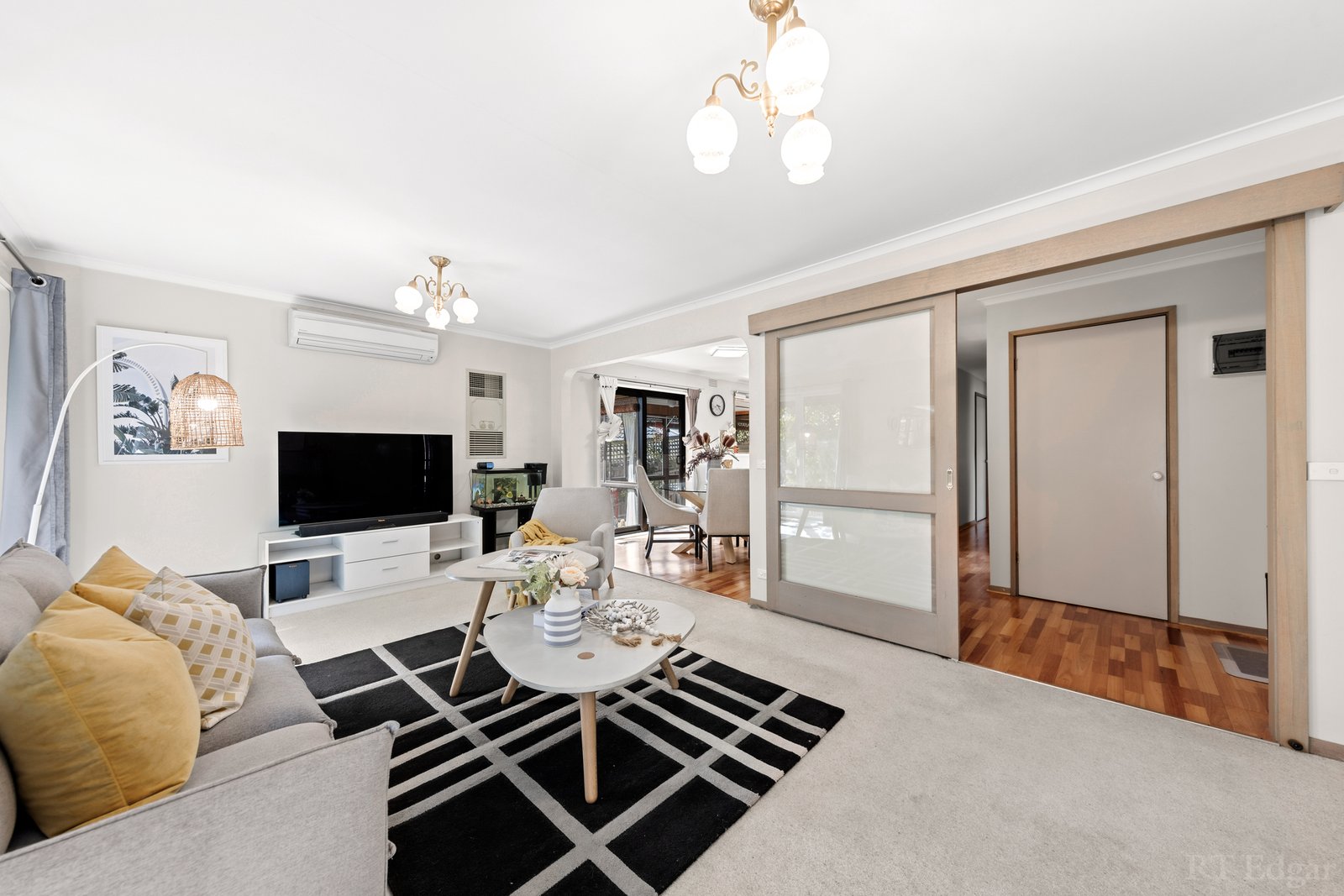 Real Estate and Property in 7/22 Middleborough Road, Burwood East, VIC