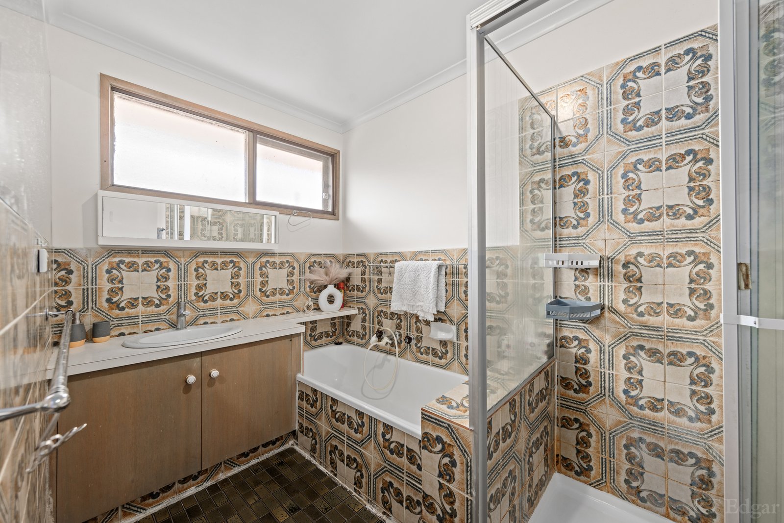 Real Estate and Property in 7/22 Middleborough Road, Burwood East, VIC