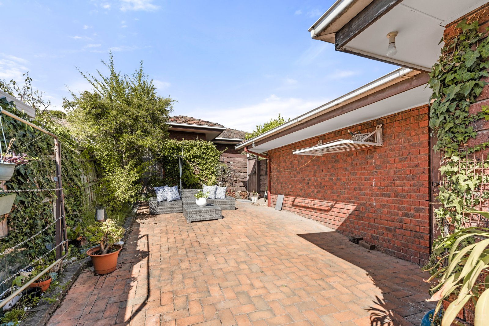 Real Estate and Property in 7/22 Middleborough Road, Burwood East, VIC