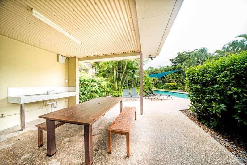 72/21 Shute Harbour Road CANNONVALE 12