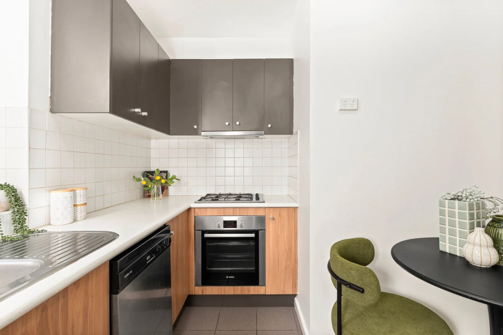 Gallery: 7/224 Alma Road