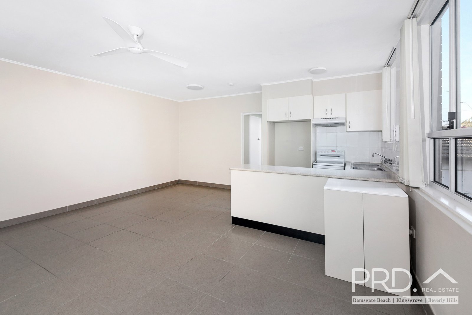 7/229 King Georges Road ROSELANDS 7