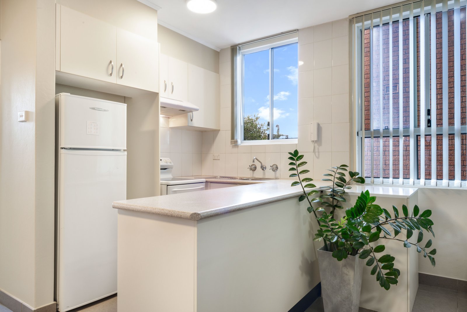 7/229 King Georges Road ROSELANDS 2