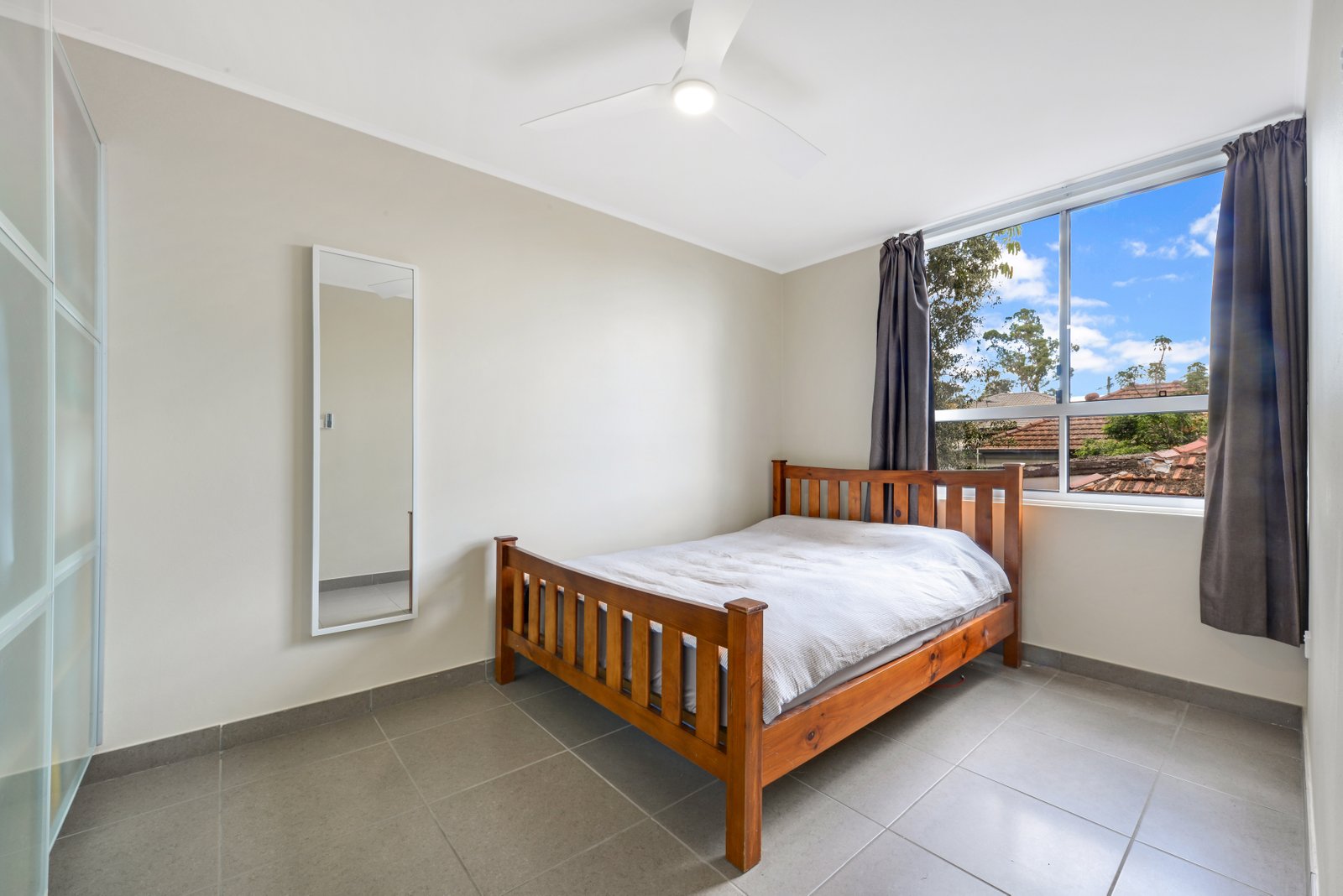 7/229 King Georges Road ROSELANDS 3