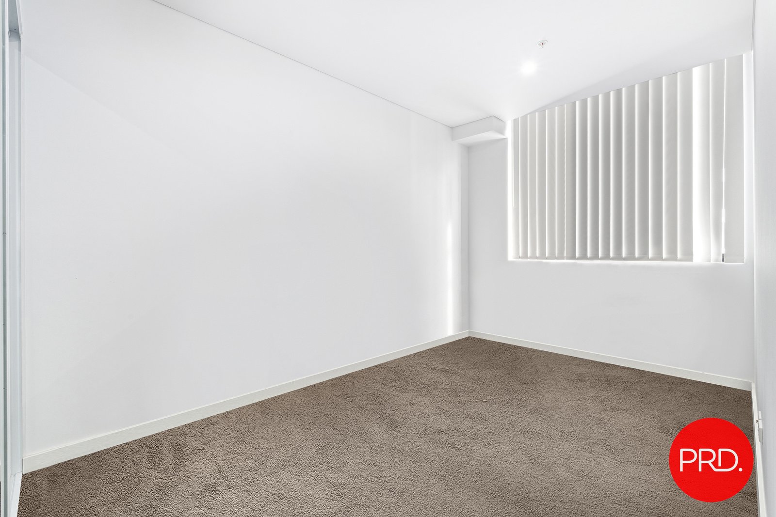 722/93 Regent Street KOGARAH 8