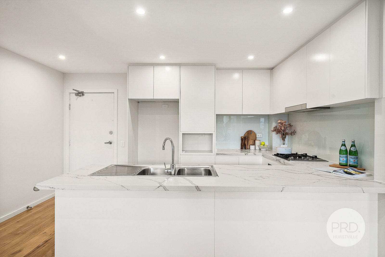 7/23 Forest Road HURSTVILLE 3