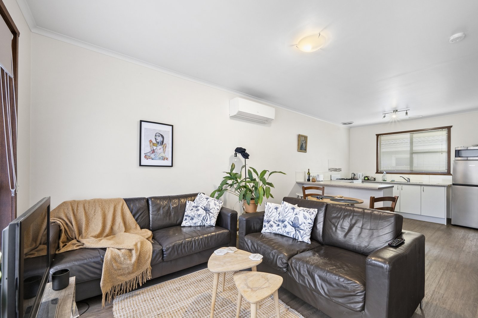 Gallery: 7/23 Longley Street