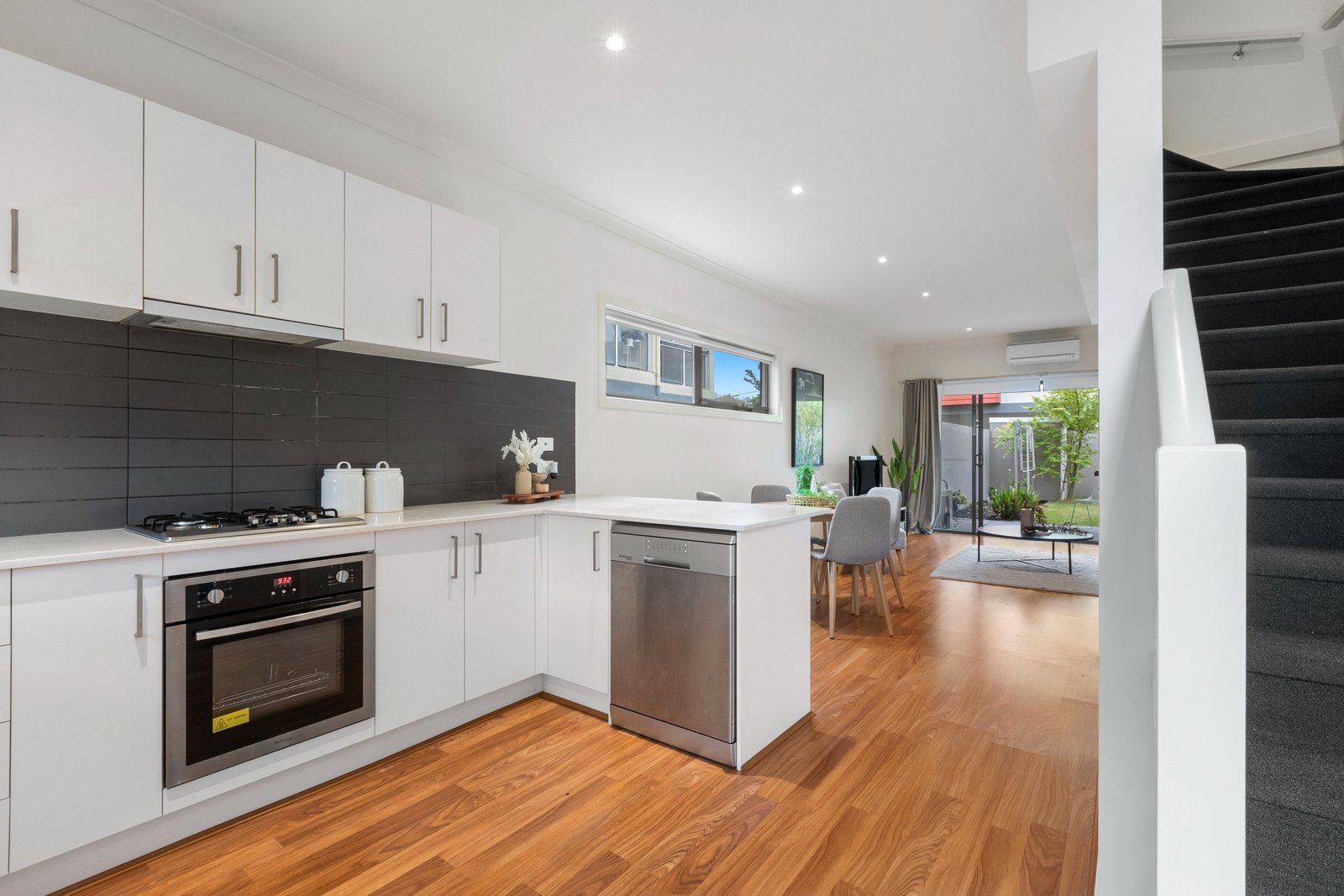 Gallery: 7/235 Wickham Road