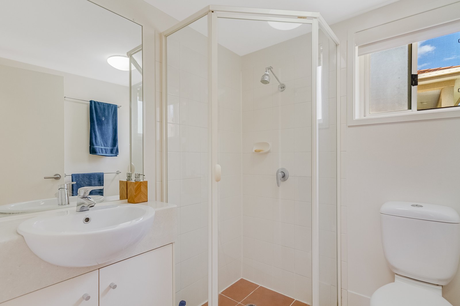 7/24-26 Dutton Street COOLANGATTA 8