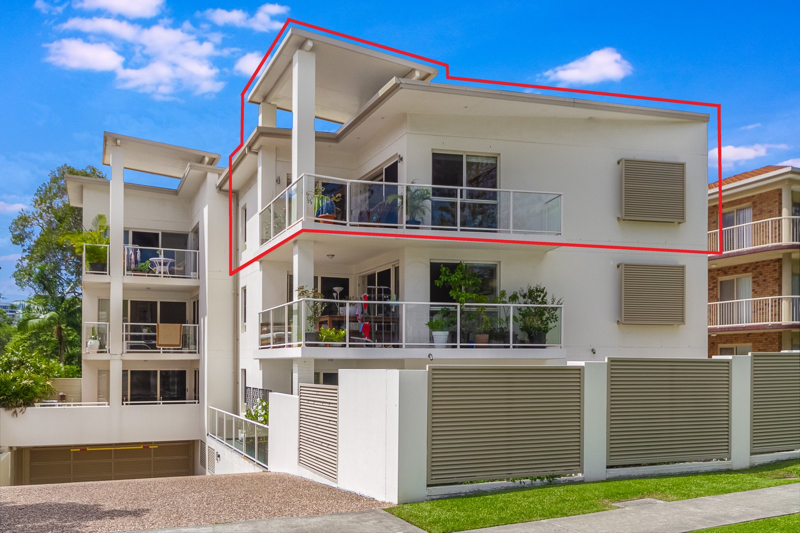 2426 Dutton Street COOLANGATTA QLD 4225