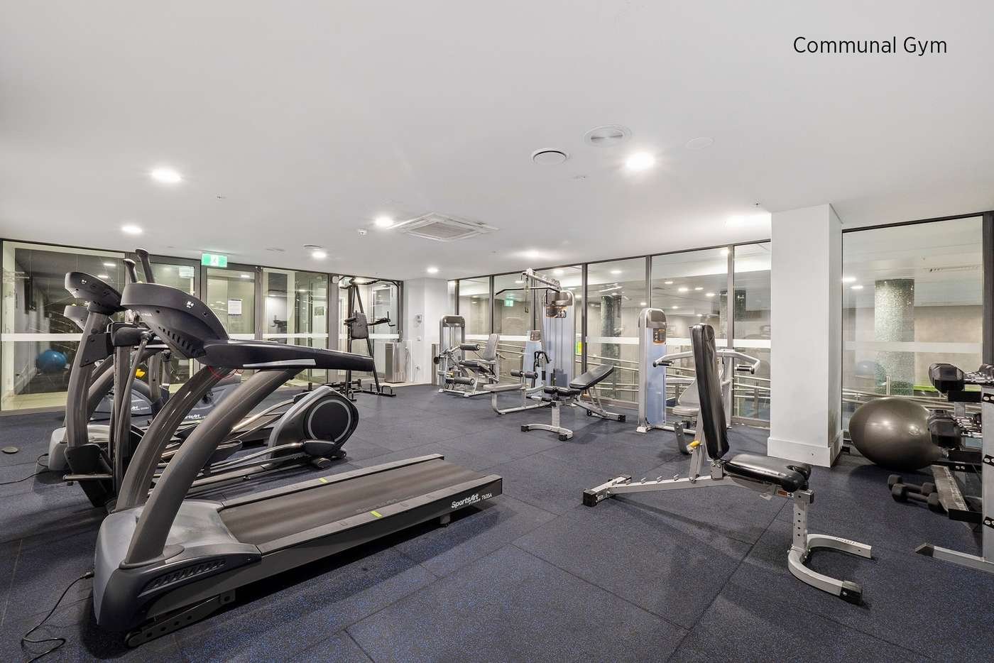 724/8 Studio Drive EASTGARDENS 17