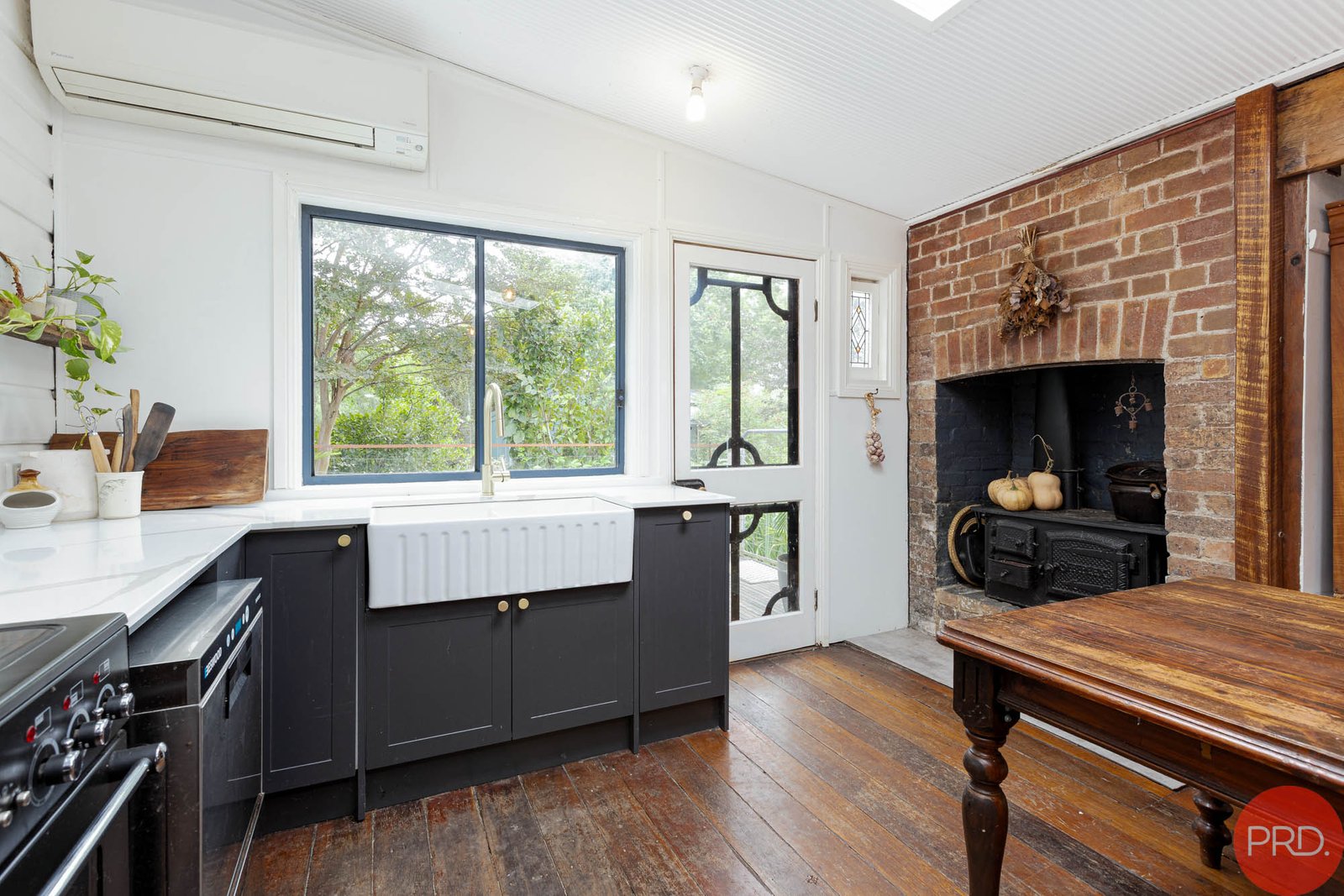 725 Paterson Road WOODVILLE 32