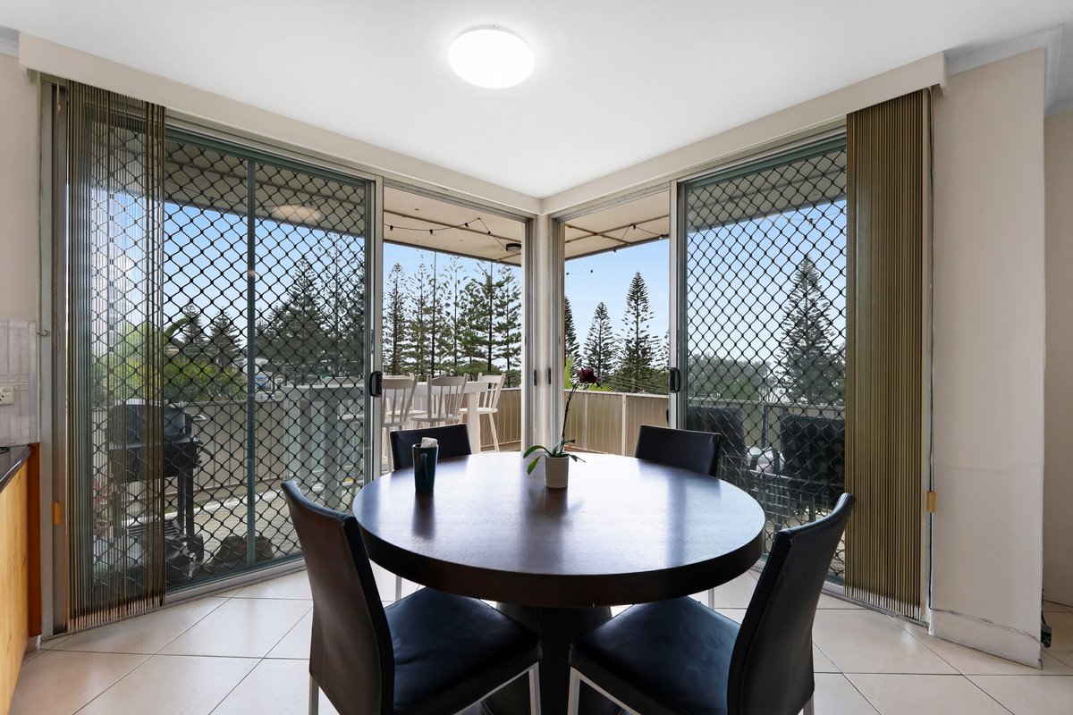 7/250 The Esplanade Miami 8