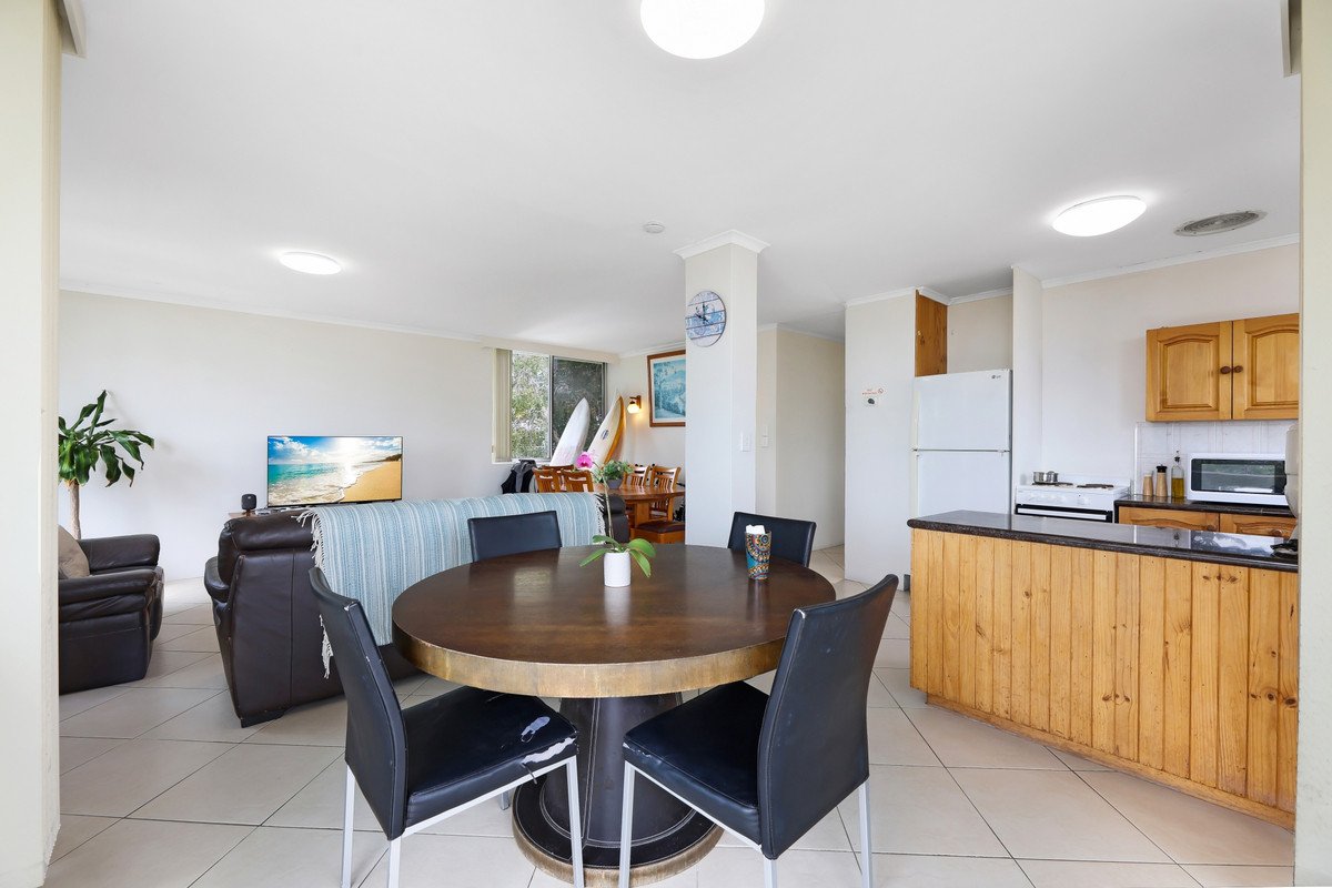 7/250 The Esplanade Miami 12