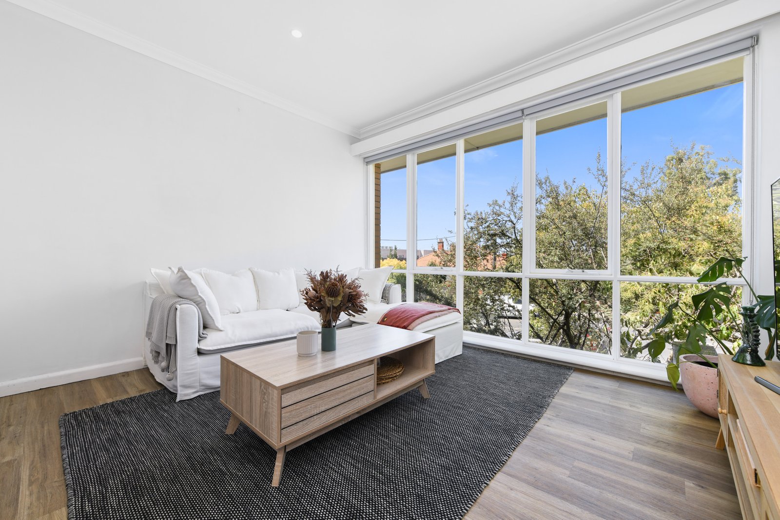 Gallery: 7/251 Burke Road