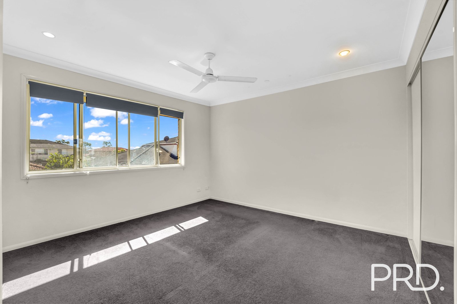 725/2 NICOL Way BRENDALE 7